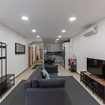 Apartment Guestready - Urban Elegance In The Heart Of