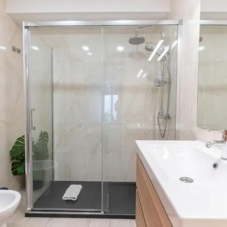 아파트 Guestready - Urban Elegance In The Heart Of