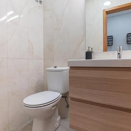 아파트 Guestready - Urban Elegance In The Heart Of